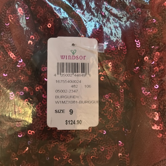 Windsor Amaya burgundy sequin dress size 9 - Picture 7 of 7